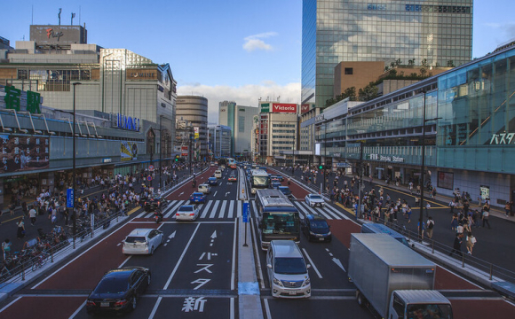 Японія має намір заборонити продаж машин на бензині до 2035 року