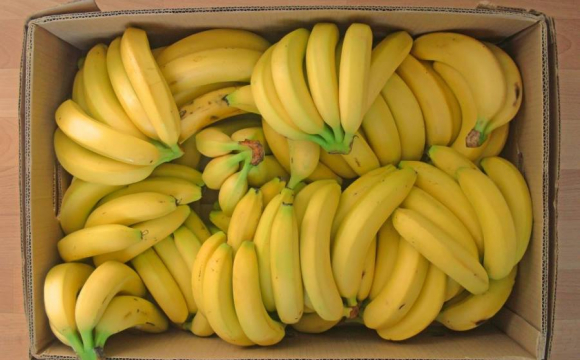 Чому в Україні подорожчають банани
