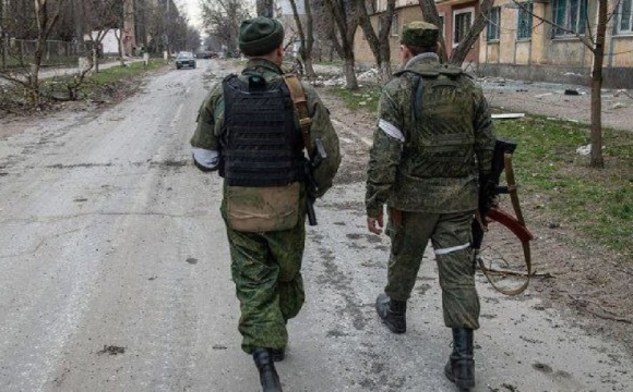 У Маріупольському районі рашисти розстрілюють українських волонтерів