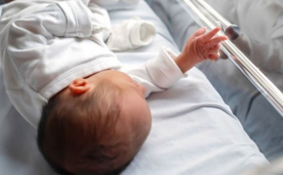 В Ізраїлі народилася дівчинка з ембріоном у шлунку