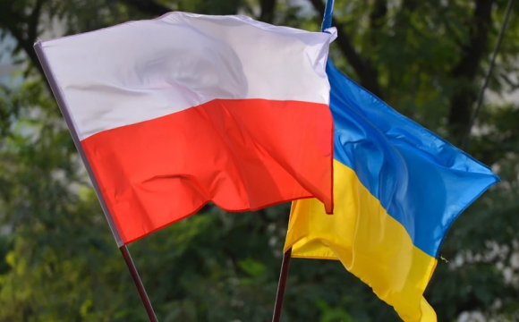 Польща припиняє допомогу українським біженцям - volynfeed.com