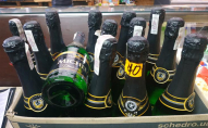 На луцькому «Пасажі» незаконно продавали польське шампанське