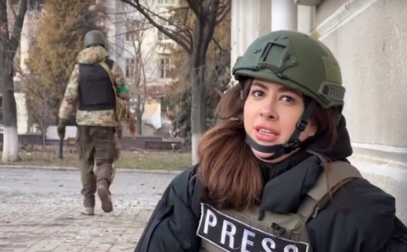 Українська блогерка Раміна показала як потрапила під обстріл у Бахмуті