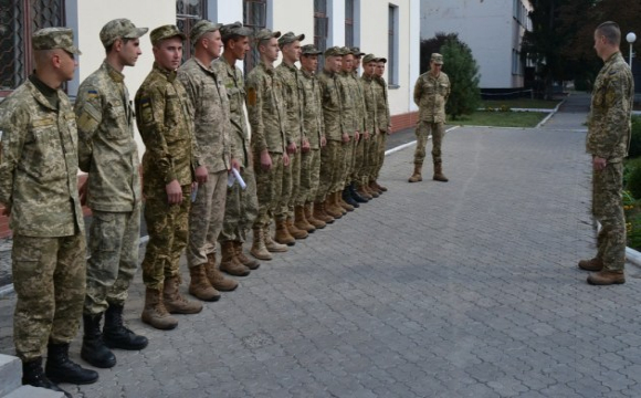 Верховна Рада України скасувала призов на строкову військову службу