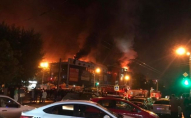 В росії спалахнула пожежа у торговому центрі. ВІДЕО