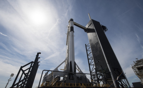 SpaceX скасувала запуск супутника за пів хвилини до старту
