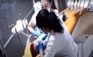 Проти стоматологині з Рівного відкрили п'ять справ за побиття дітей