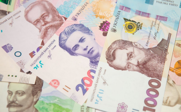 Україною масово ширяться фальшиві банкноти: як перевірити свій гаманець