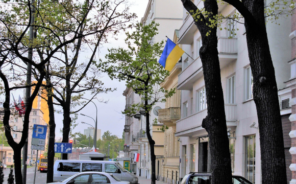 Генеральне консульство України припиняє роботу у Польщі
