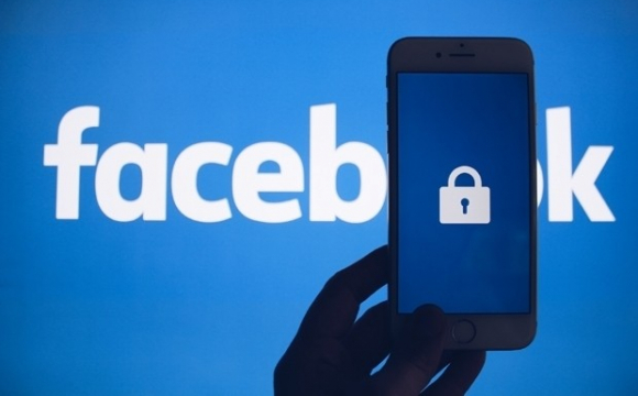 «Фейсбук» видалив допис прем'єр-міністра через заклик до насильства