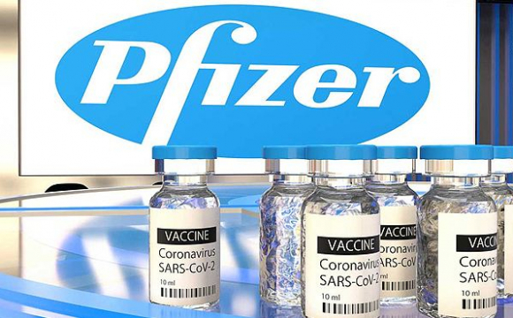 Розкрили кампанію з дискредитації вакцини Pfizer: підозрюють Росію