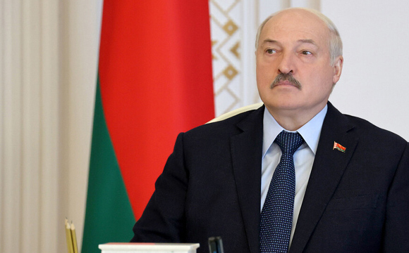 Лукашенко полетів у Китай: що сталося