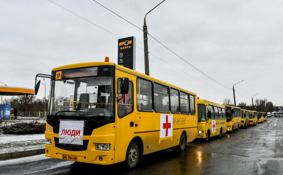 Не припинили вогонь: гуманітарний коридор з Маріуполя не спрацював