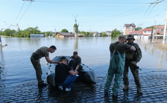 Українців попередили про віруси, які загрожують через підрив Каховської ГЕС