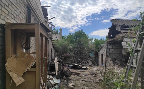 Росіяни вдарили по 15 населених пунктах: є вбиті та поранені