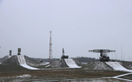 Супутник зафіксував накопичення військ у Білорусі на кордоні з Україною. ФОТО