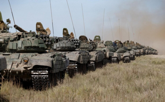 Росія накопичує військову техніку: стало відомо, де саме
