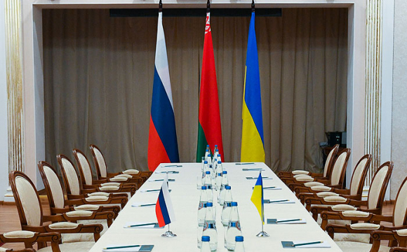 «Могла початися бійка»: як рф під час переговорів провокувала українську делегацію