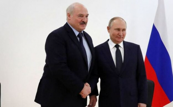 Лукашенко заборонив вивозити з Білорусі пилососи і велосипеди