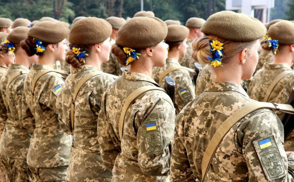 Військовозобов’язаним жінкам з 1 жовтня обмежать виїзд за кордон, - нардеп