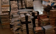На фермі знайшли 3 тонни кокаїну та 11 млн євро готівки