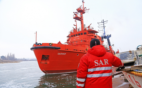Під контроль України повернули захоплене росіянами судно «Cапфір»