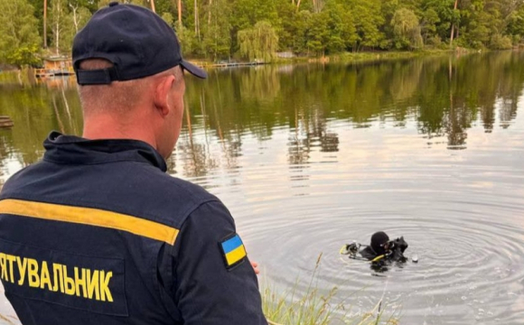 У озері знайшли тіло 20-річного хлопця