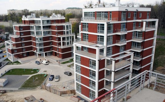 Українські заробітчани все більше цікавляться купівлею нерухомості у Польщі