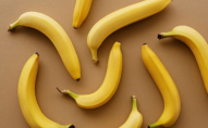 Кому заборонено їсти банани