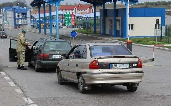 На кордоні з Польщею затримали 41-річну українку: що сталося