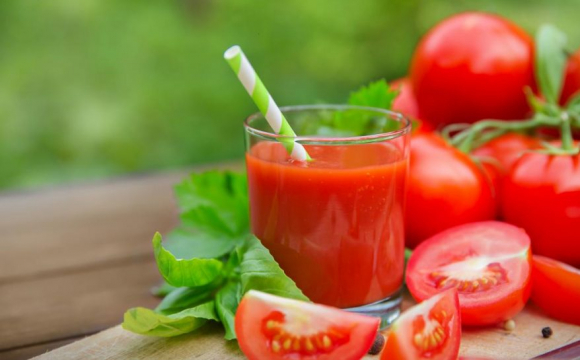 Як томатний сік впливає на тиск?