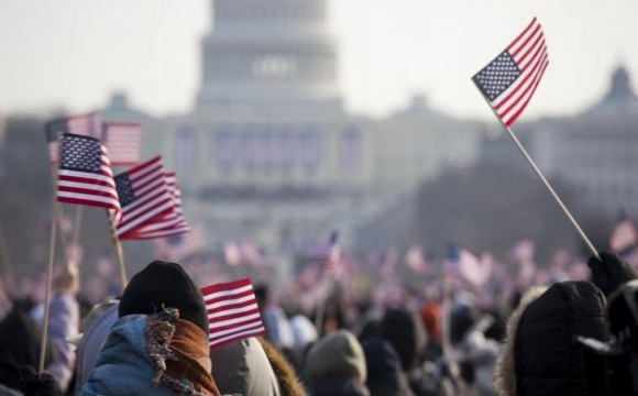 Чи підтримують громадяни США подальшу допомогу Україні