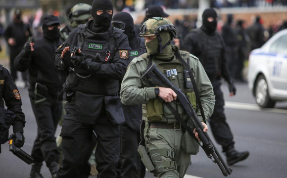 У Білорусі силовики лукашенка затримали українку. ФОТО