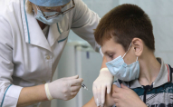 За добу вакцинувались 300 тисяч українців