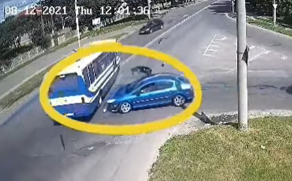 У Луцьку трапилася аварія за участі рейсового автобуса