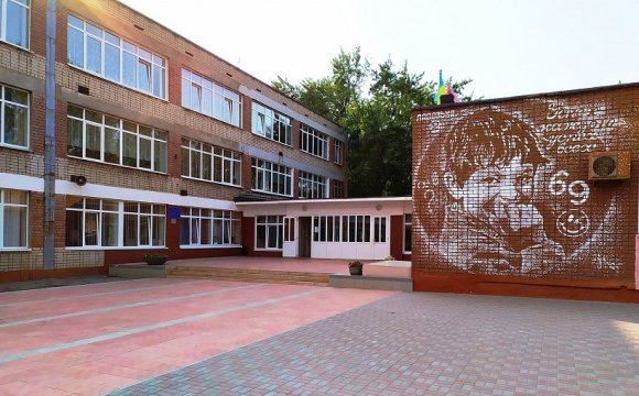Росія анонсувала ракетний удар по школі 
