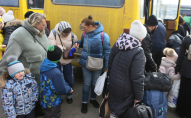 На Луганщині загарбники розстріляли два евакуаційні автобуси