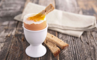 Медики розповіли, скільки на тиждень дозволяється з'їсти яєць 