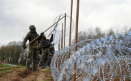 Польща перекидає війська до кордону з Білоруссю: що сталося