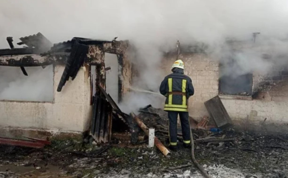 У селі під час пожежі в житловому будинку загинули троє дітей 