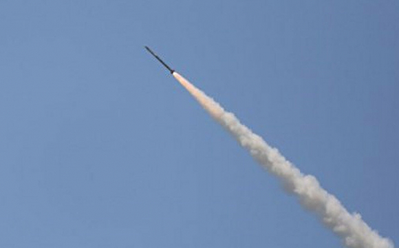 Росіяни влучили ракетами в склади на Дніпропетровщині