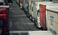 У Польщі посилять перевірки вантажів на кордоні з Україною