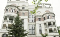 Росіяни в Криму продають квартиру сім'ї Зеленського