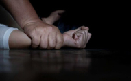 На заході України батько згвалтував неповнолітню доньку