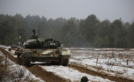 Біля кордону помітили військову техніку Білорусі: напрямок