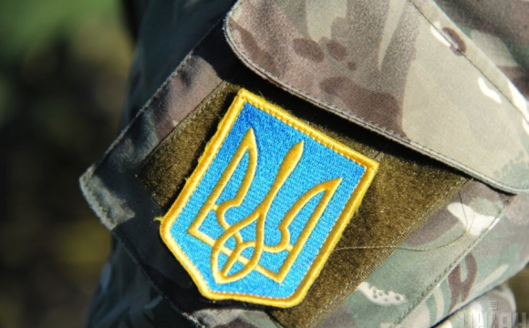 На заході України посеред вулиці знайшли тіло військового