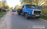 Трагедія на Рівненщині: сина розчавила вантажівка  на очах матері. ФОТО