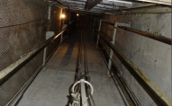 Робітники впали в шахту ліфта: один помер
