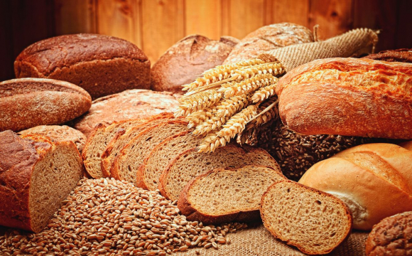 Стало відомо на скільки подорожчали продукти в Україні: ціни на хліб, борошно, макарони