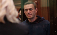 Навального відправили за ґрати на три з половиною роки
